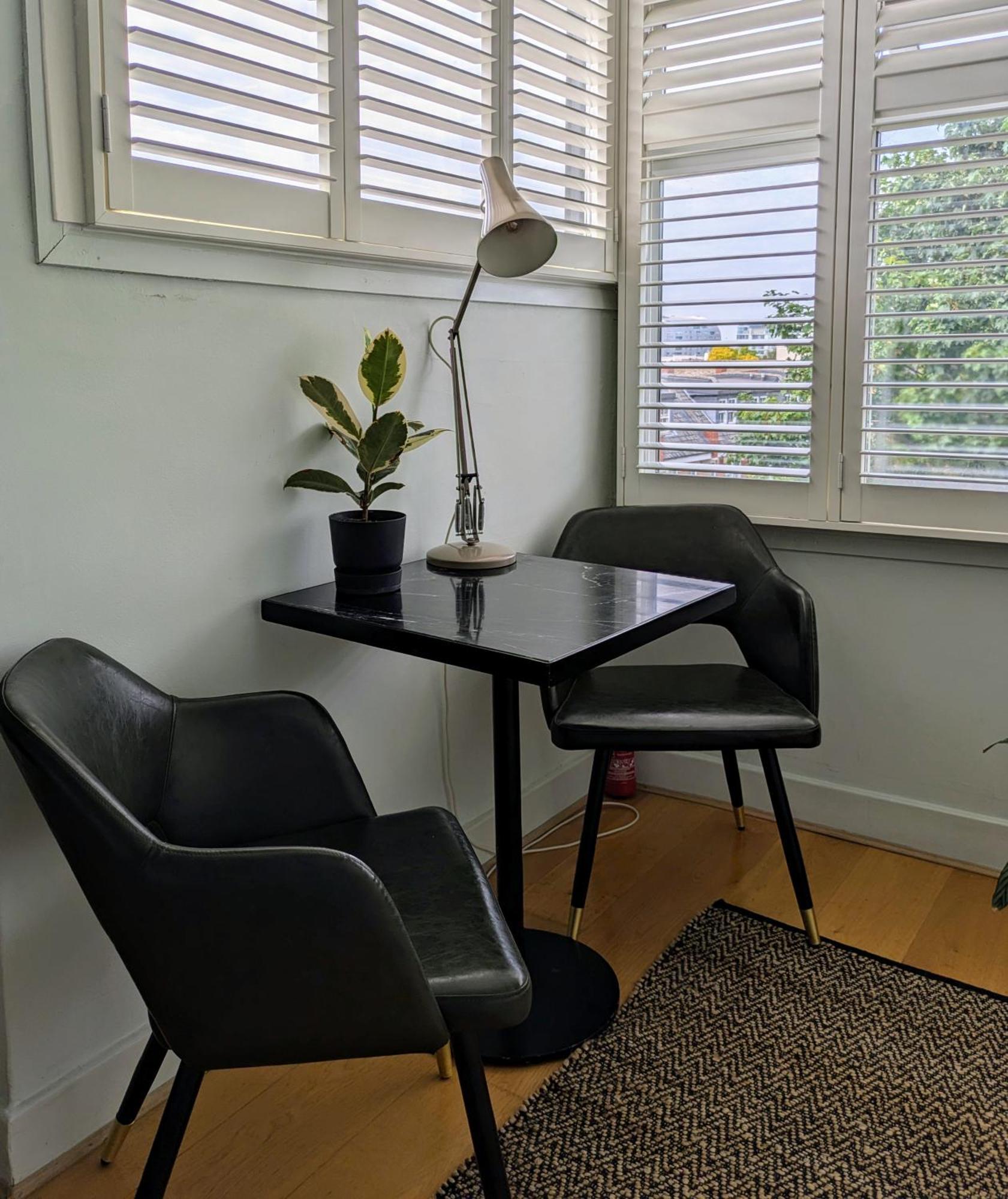 Charming Bright 2-bed Heritage Flat, Battersea Park, * Londres