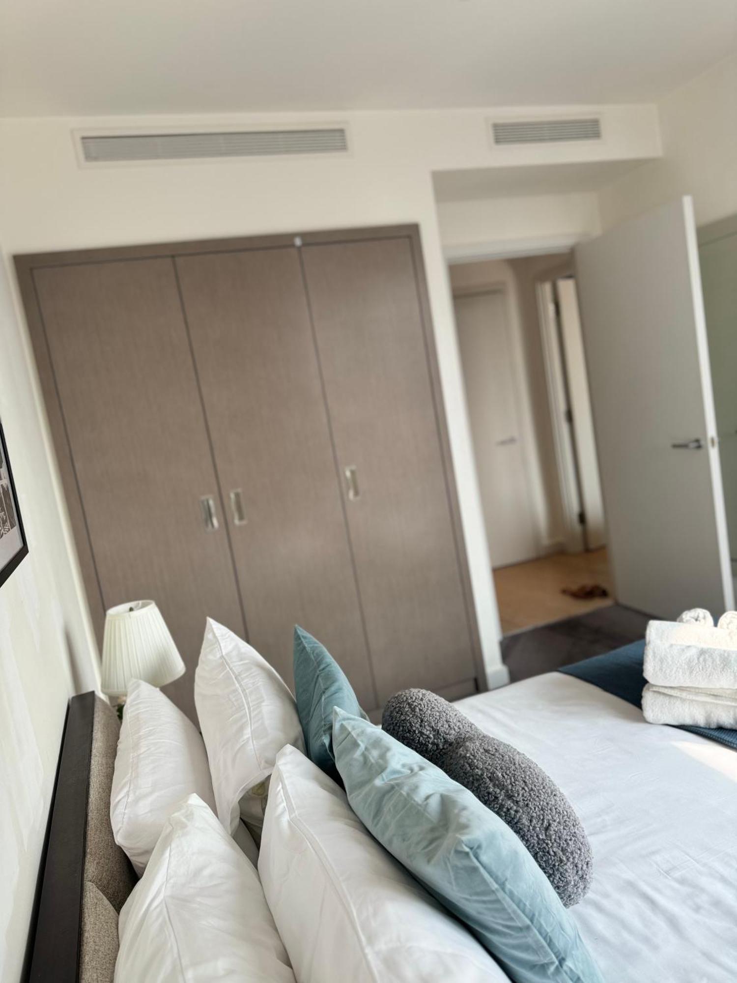 Scenic View 1-bed Near Downtown With Free Wifi Apartment *