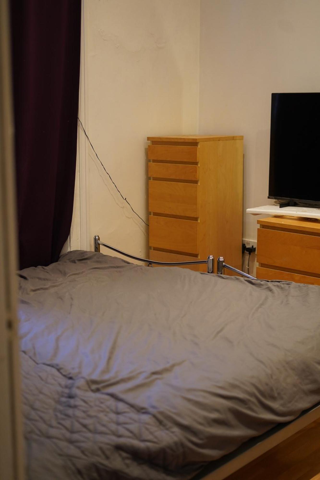 Apartment Pleasant At Crystal P London
