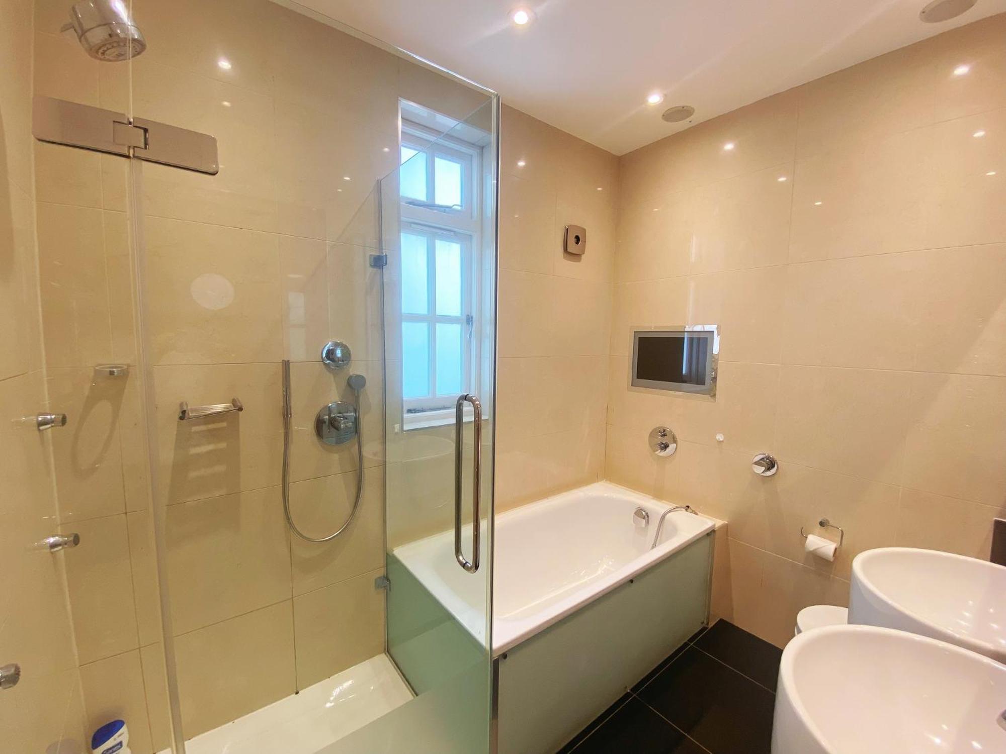 Luxury Belgrave Square Private Mews Townhouse London