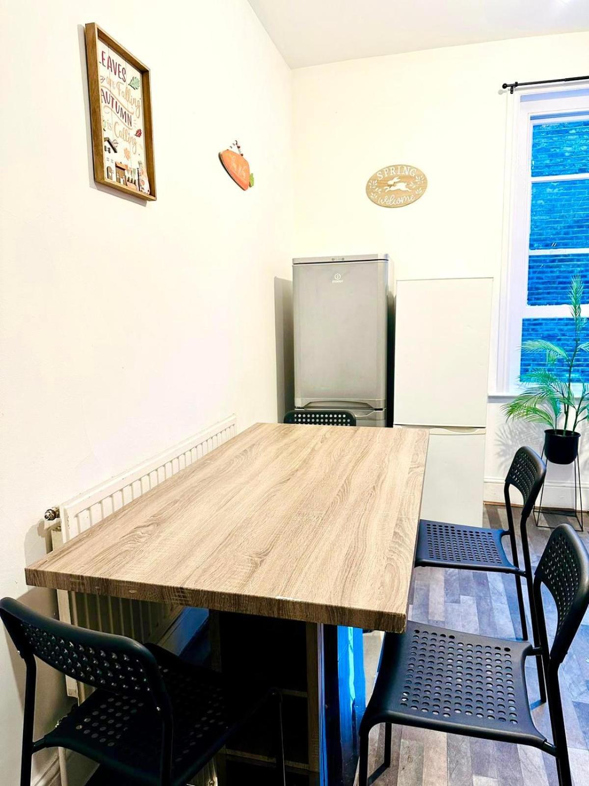 Aldgate East Bed and breakfast *
