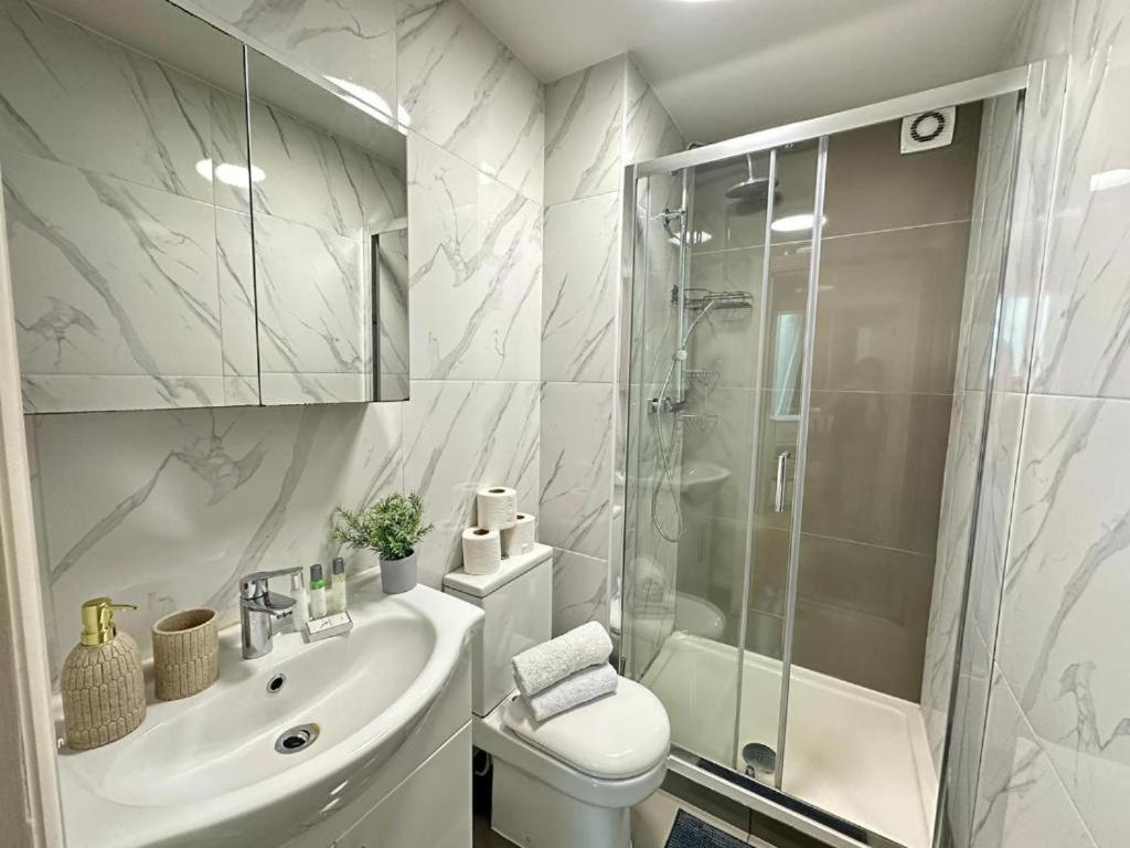 Luxury Four Bedroom Near Oxford Street Apartamento