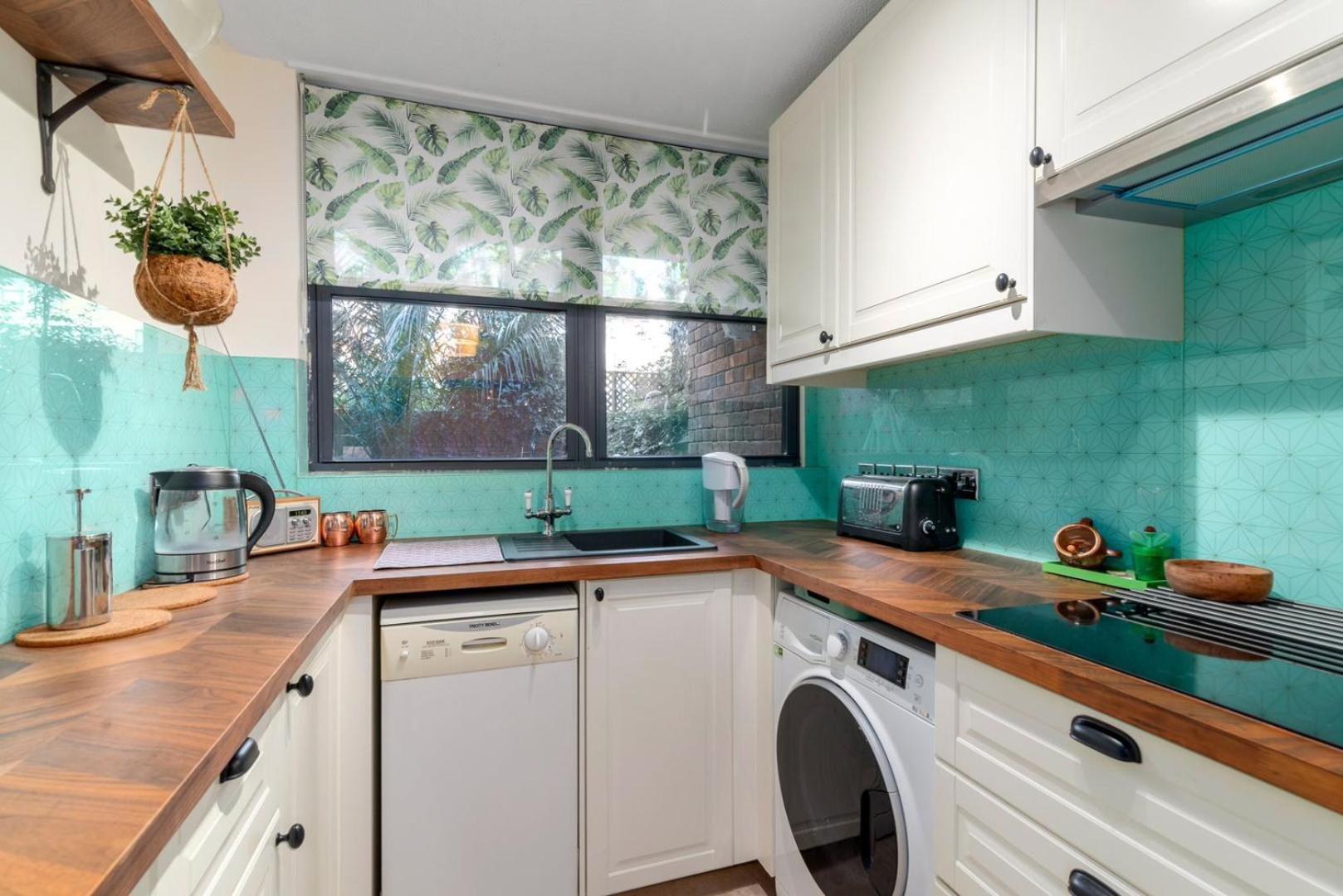 Guestready - Beautiful 2br Townhouse W Garden Holiday home
