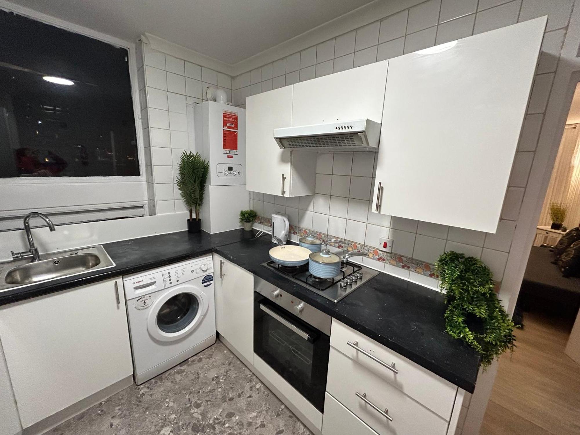 Posh 2 Bedroom Living Kitchen 2 Bathroom * Londres