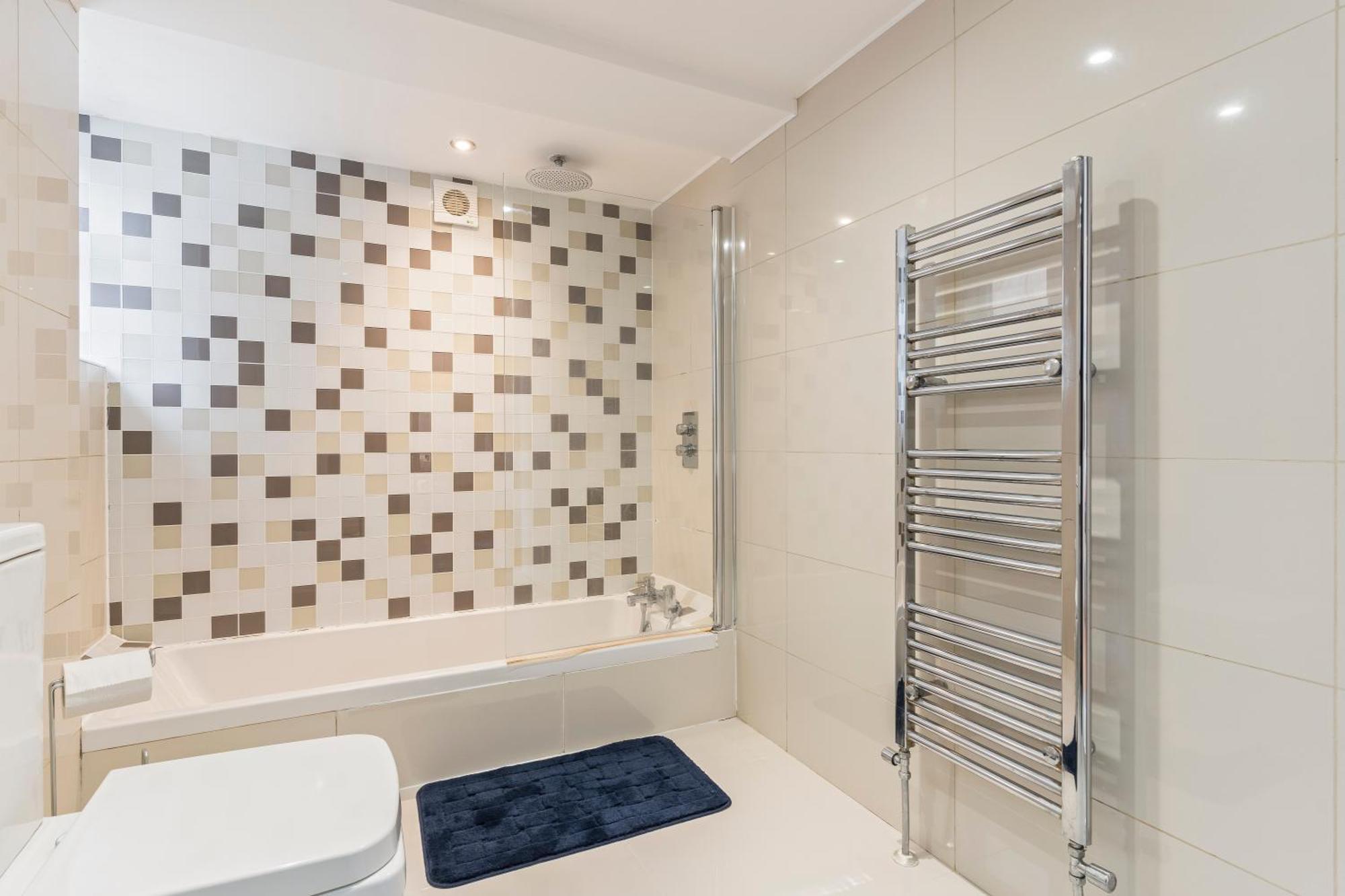 Apartamento Charming 2-bed Flat With Garden In