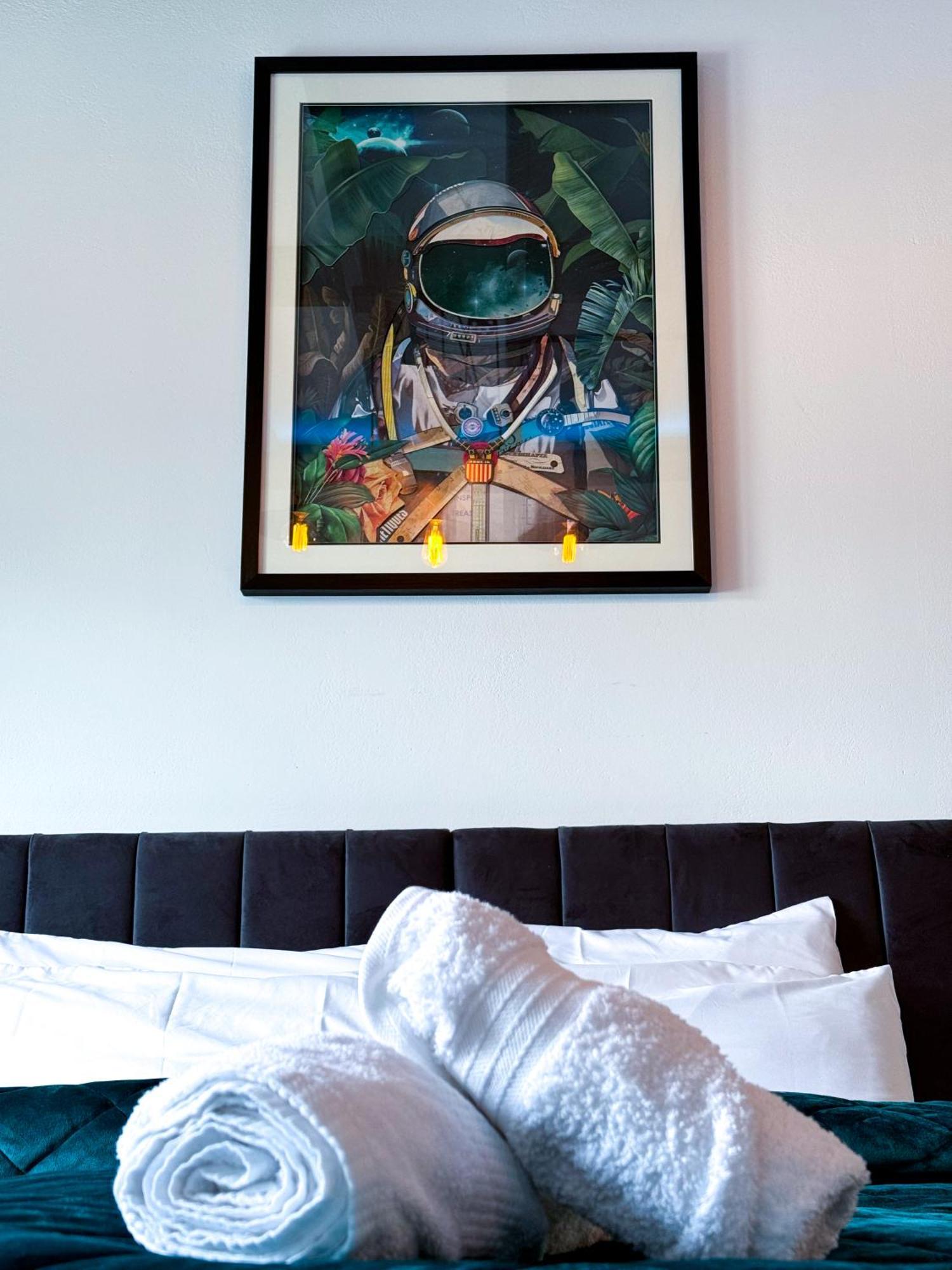 Apartment Unique With Private Garden London