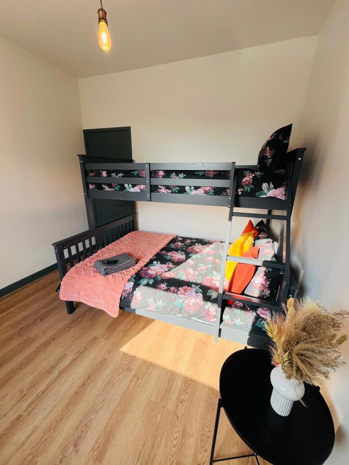 Luxury Flats 15 Min To Central 171 London