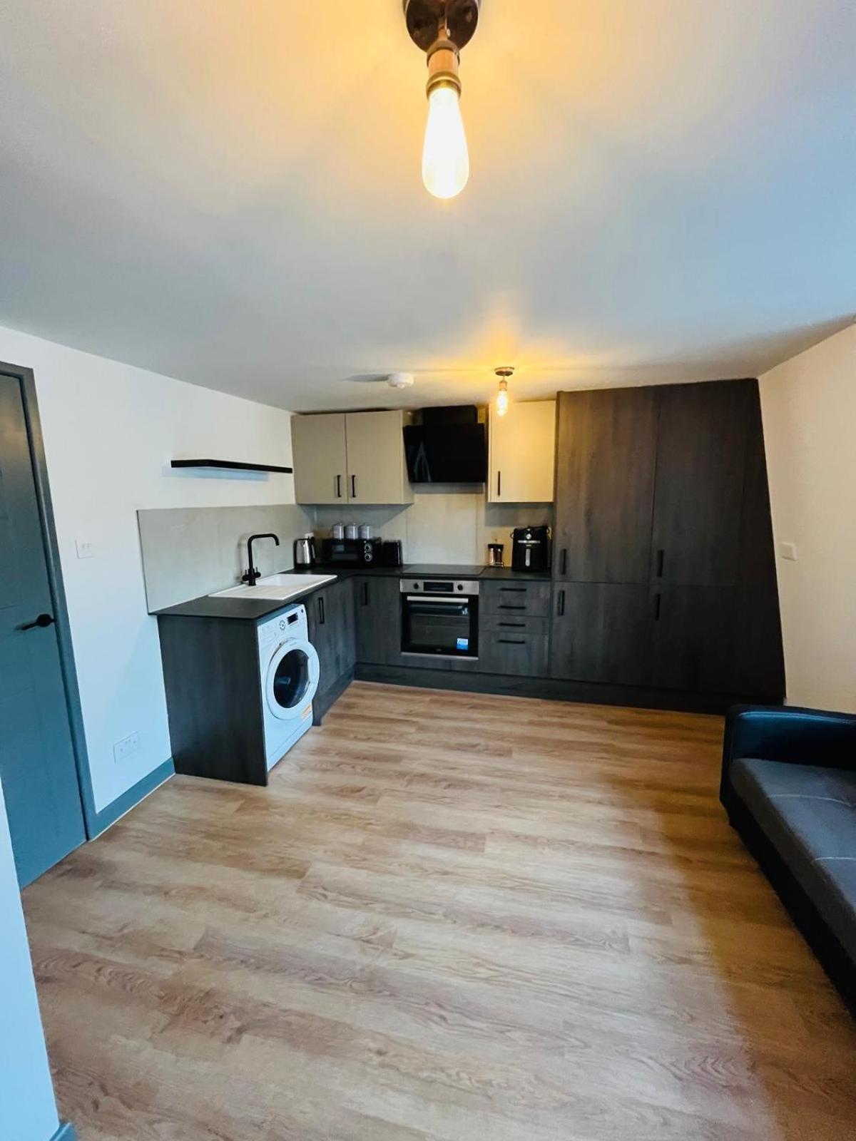 Luxury Flats 15 Min To Central 171 * London