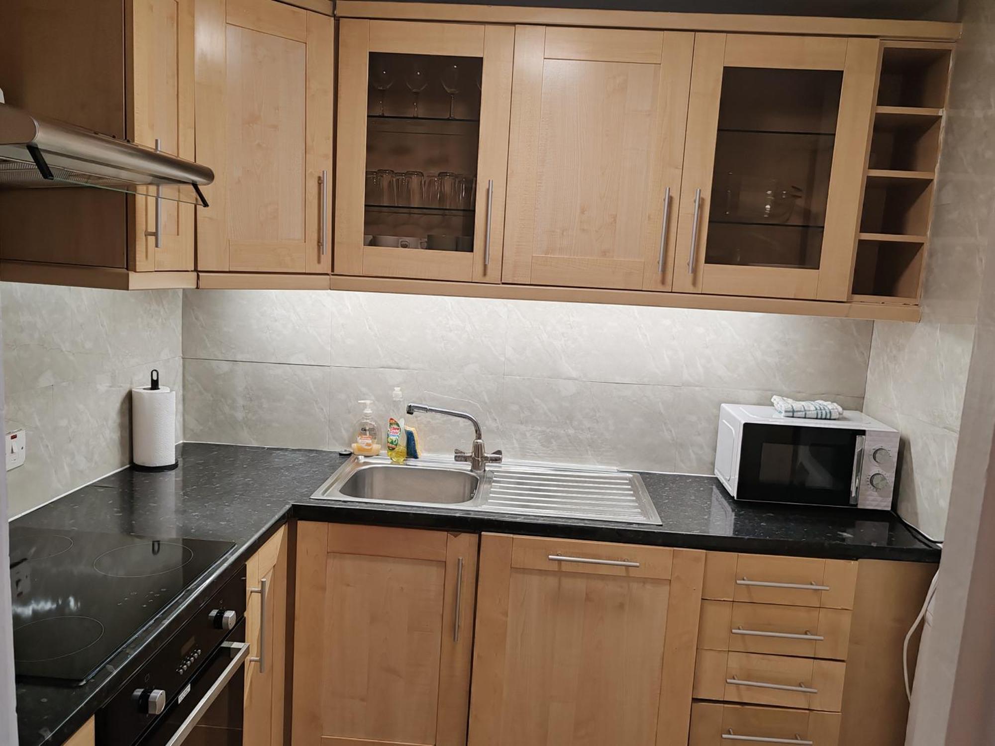 Apartment Two Bedroom In Paddington, London