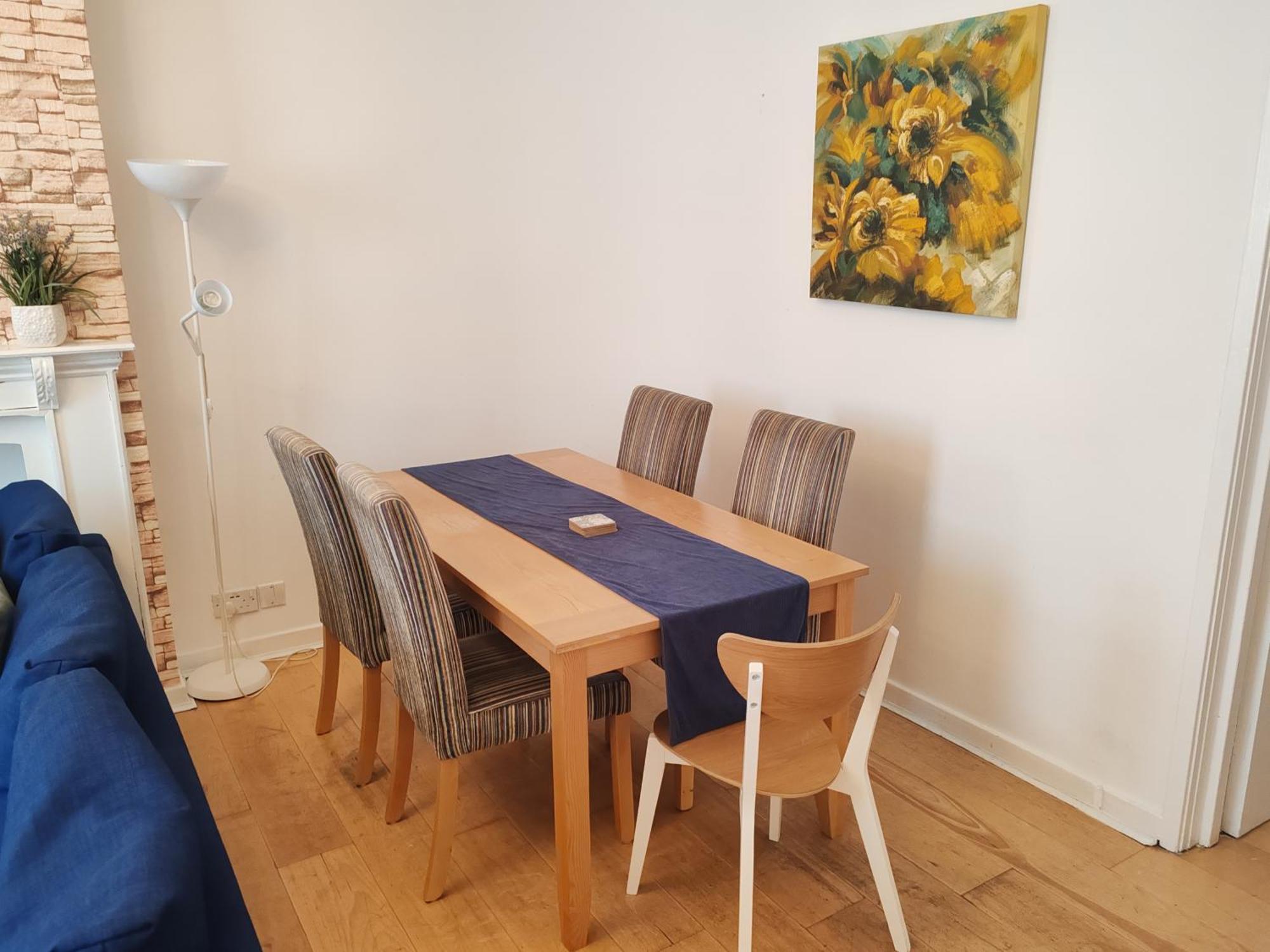 Two Bedroom In Paddington, Apartment *