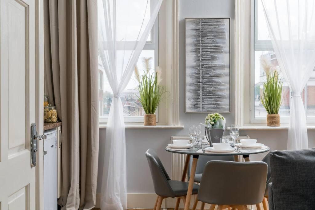 Cozy 1 Bed For 4 Paddington Appartement