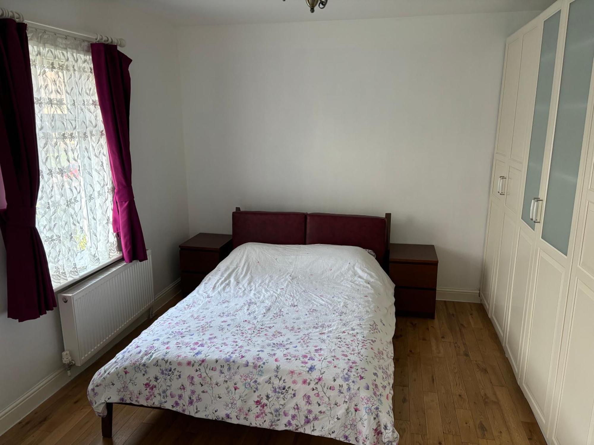Appartement Spacious 2 Bedroom House With Garden Londen