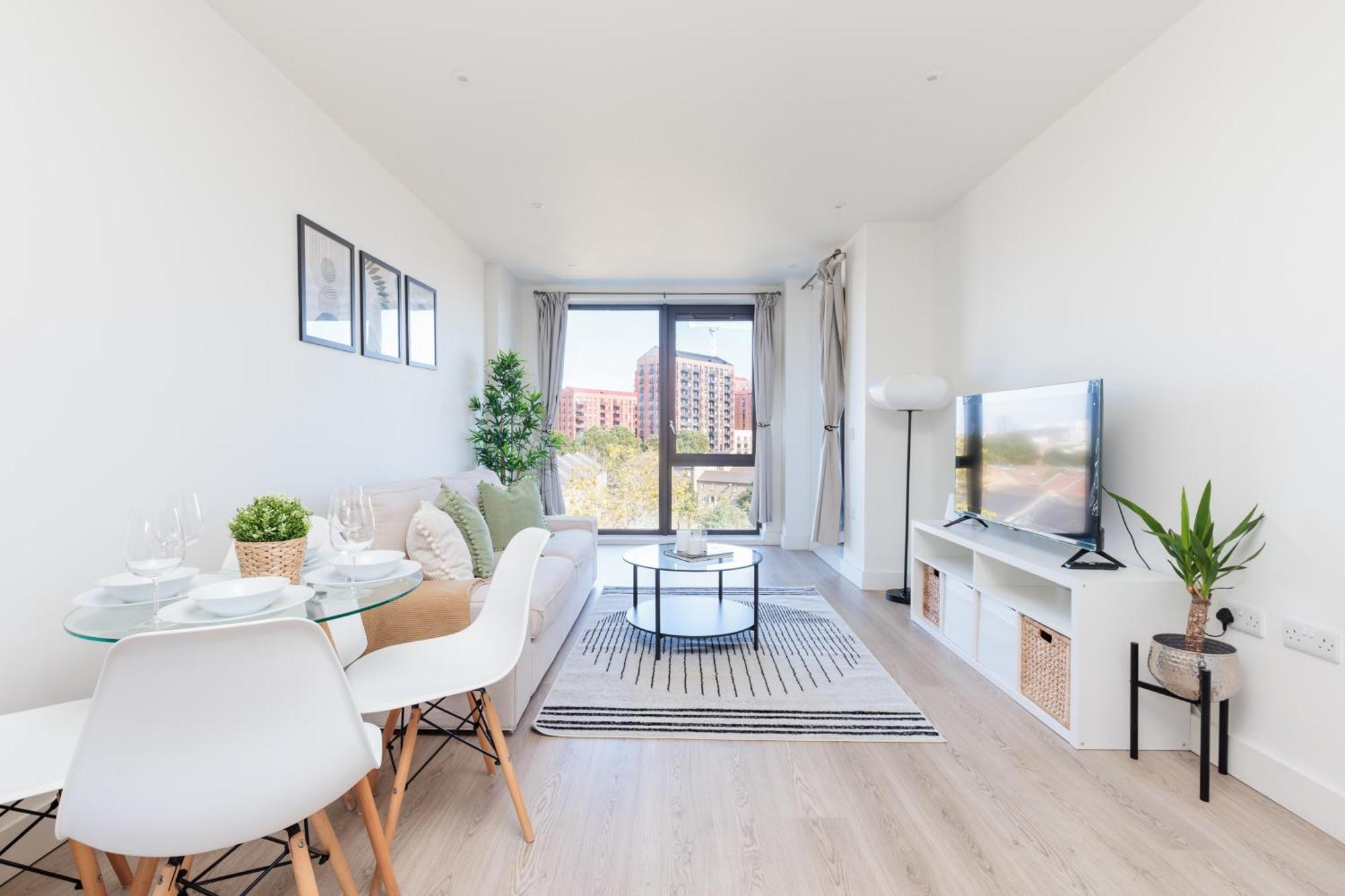 Modern Flat Canary Wharf, Close To Apartment London
