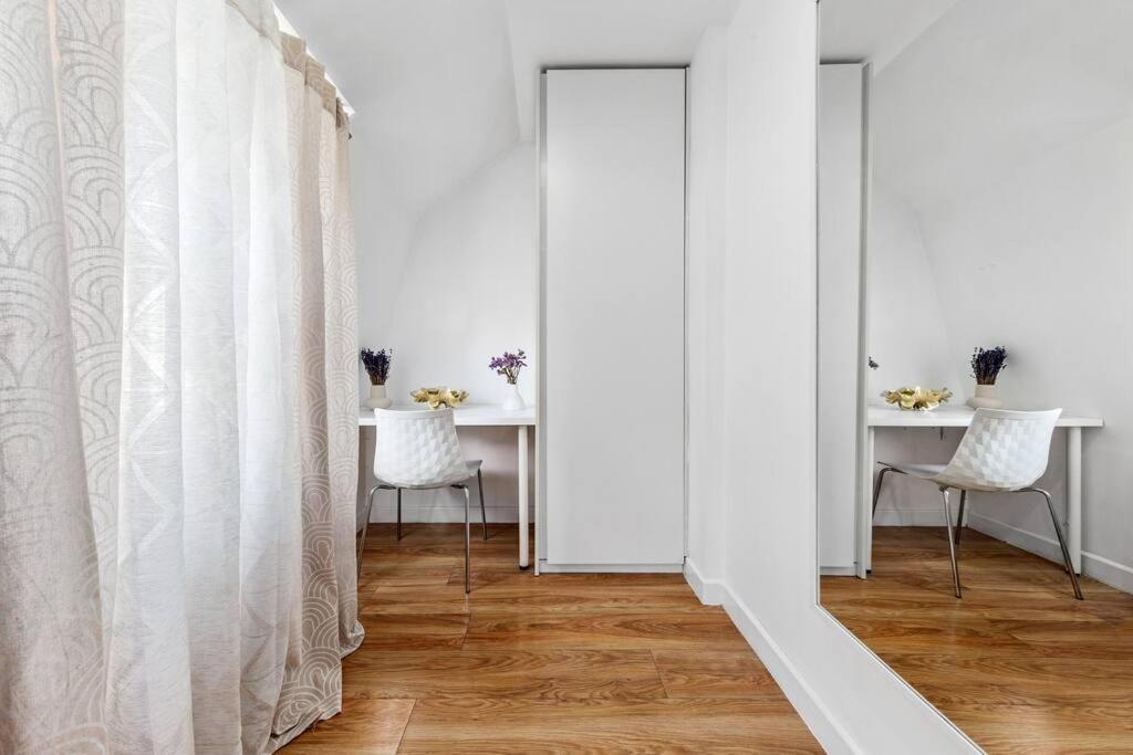 Apartment 3 Bedroom Flat In Mayfair Hy4 *