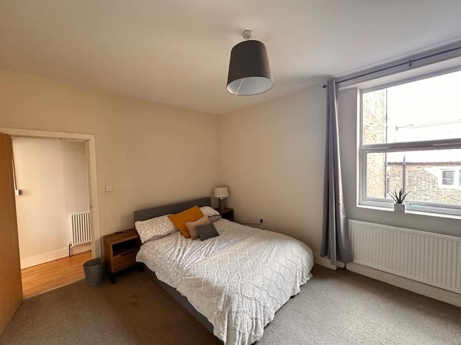 Apartamento 1 Bedroom In Se13 Londres