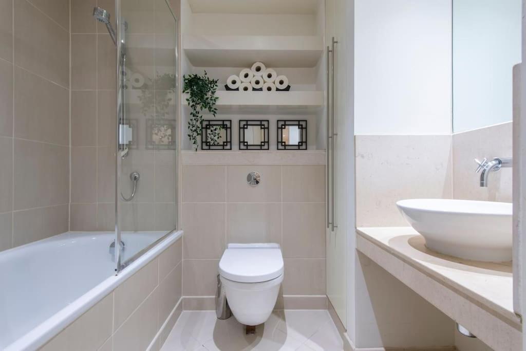 Appartement 24hr Concierge, Gym, Pool, Museum, Shopping Centre Londen