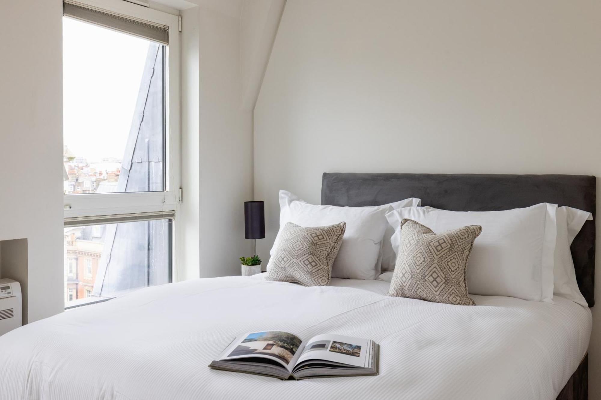 Native Marylebone Lane Apartment *
