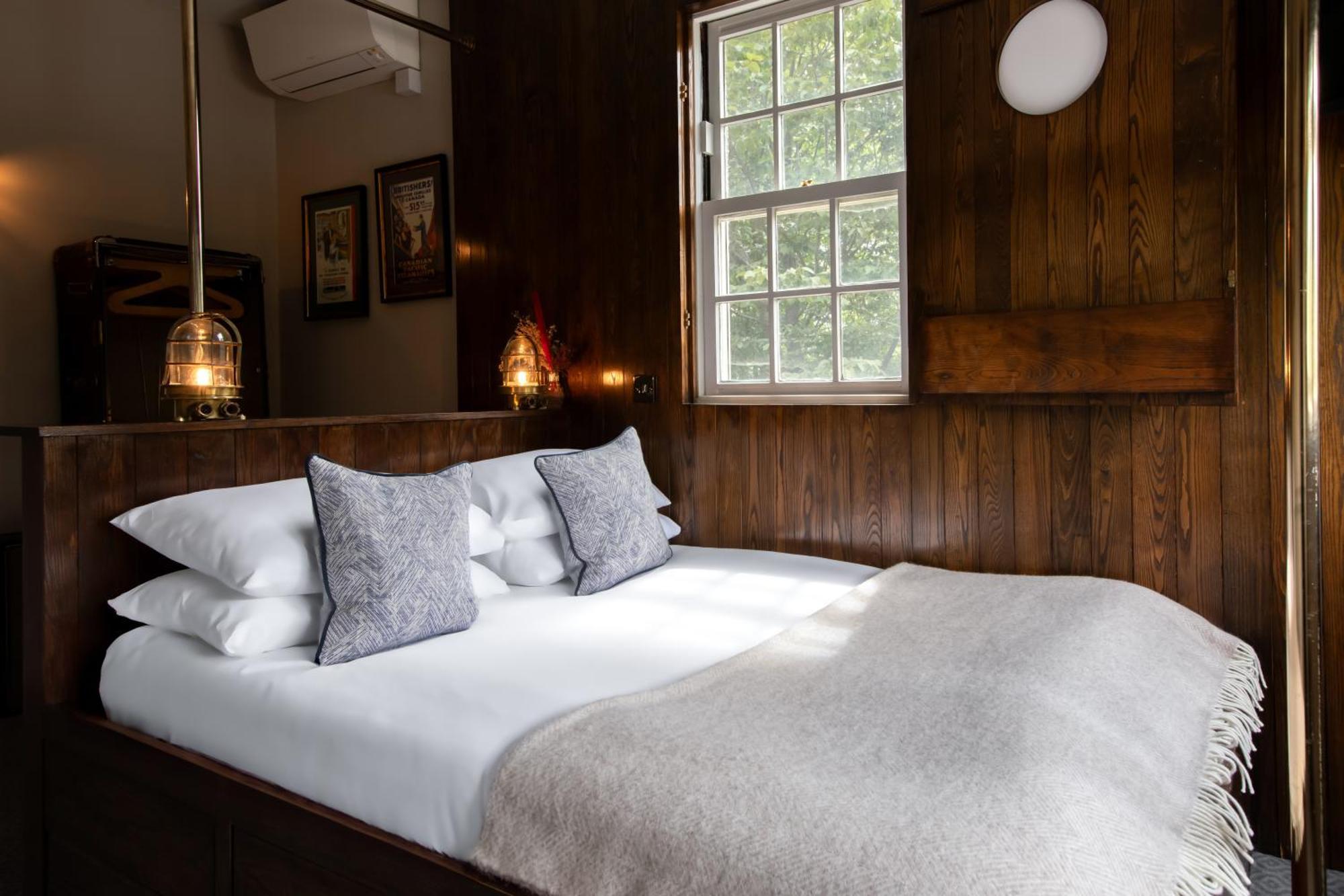 The Pilot Inn 3* London