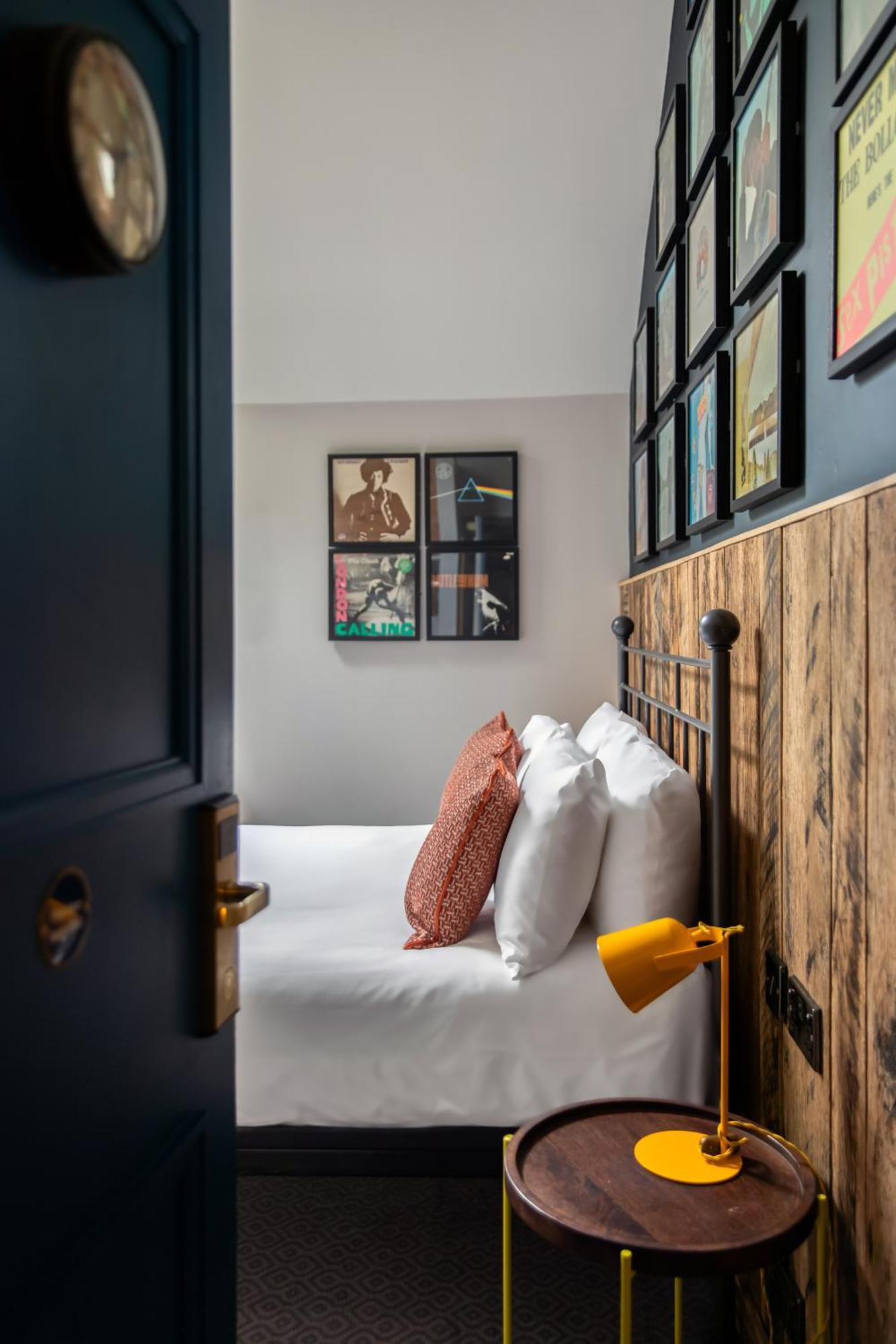 Inn The Pilot Inn 3*