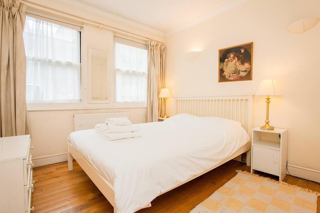Apartment Bright 2 Bedroom Flat In