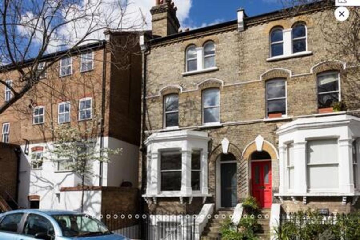 Apartment Vauxhall 3 Bed House By Basetogo