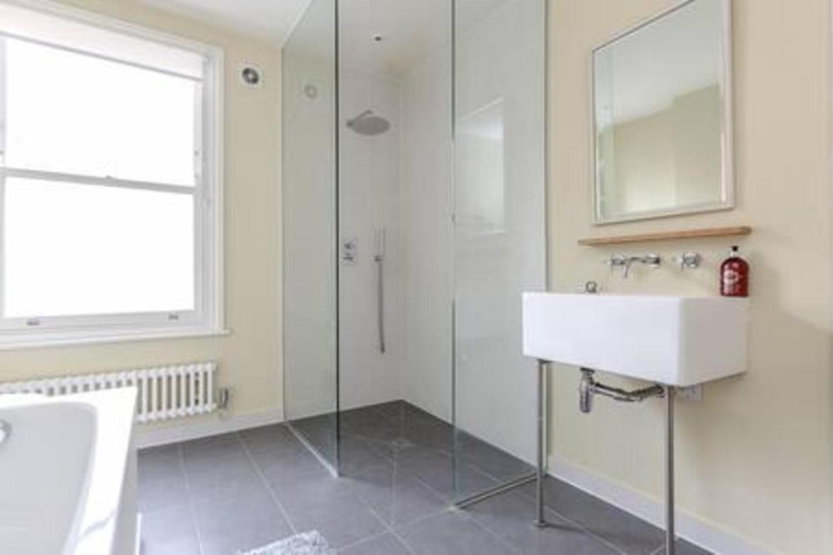 Vauxhall 3 Bed House By Basetogo Apartment London