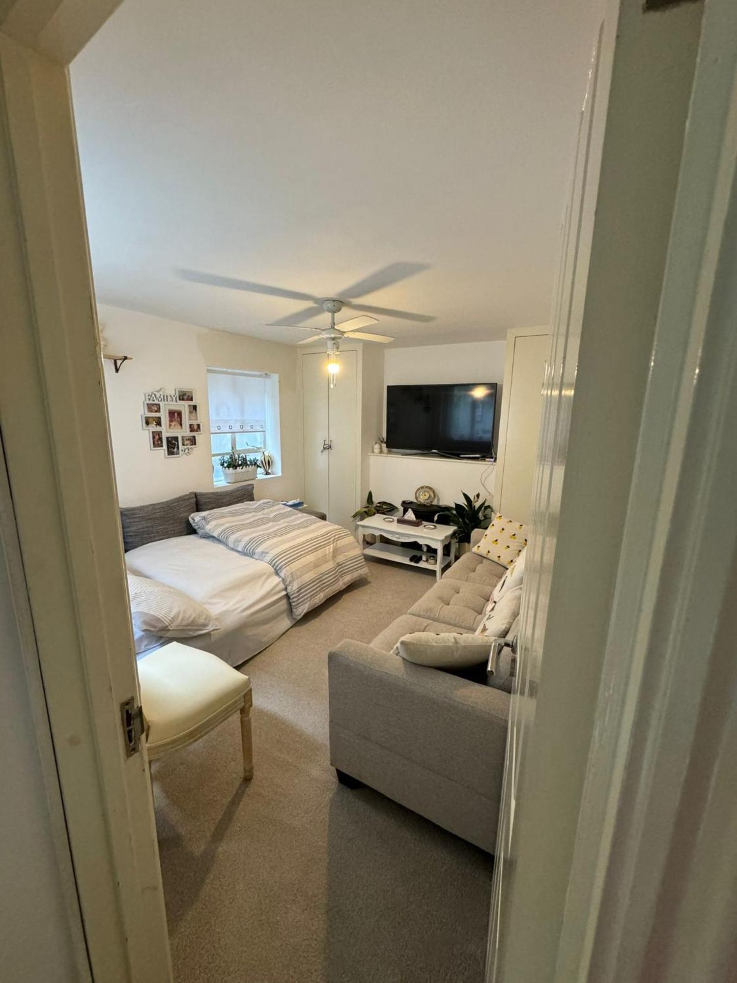 Gem 2 Apartment London