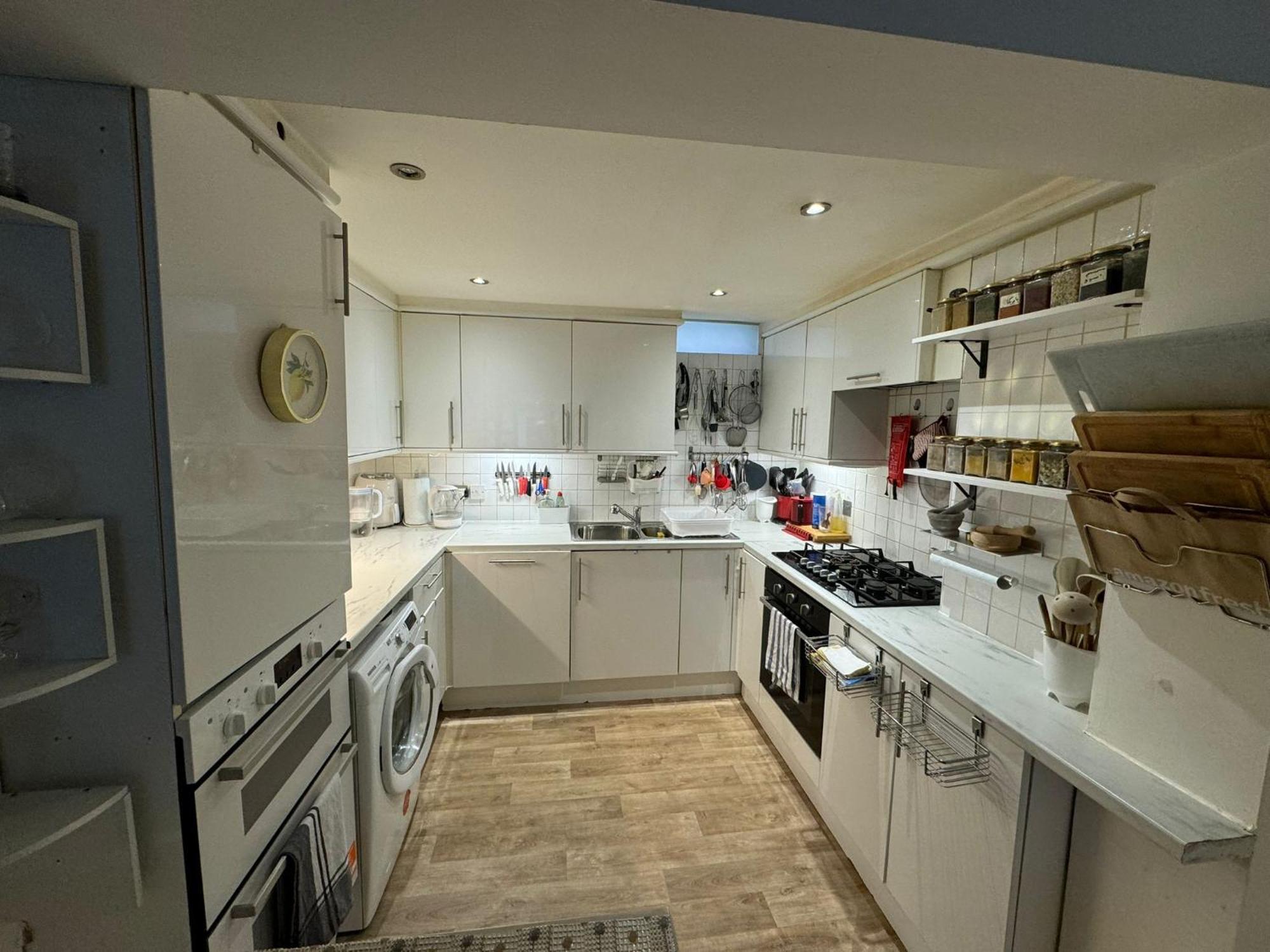 Apartment Gem 2 London