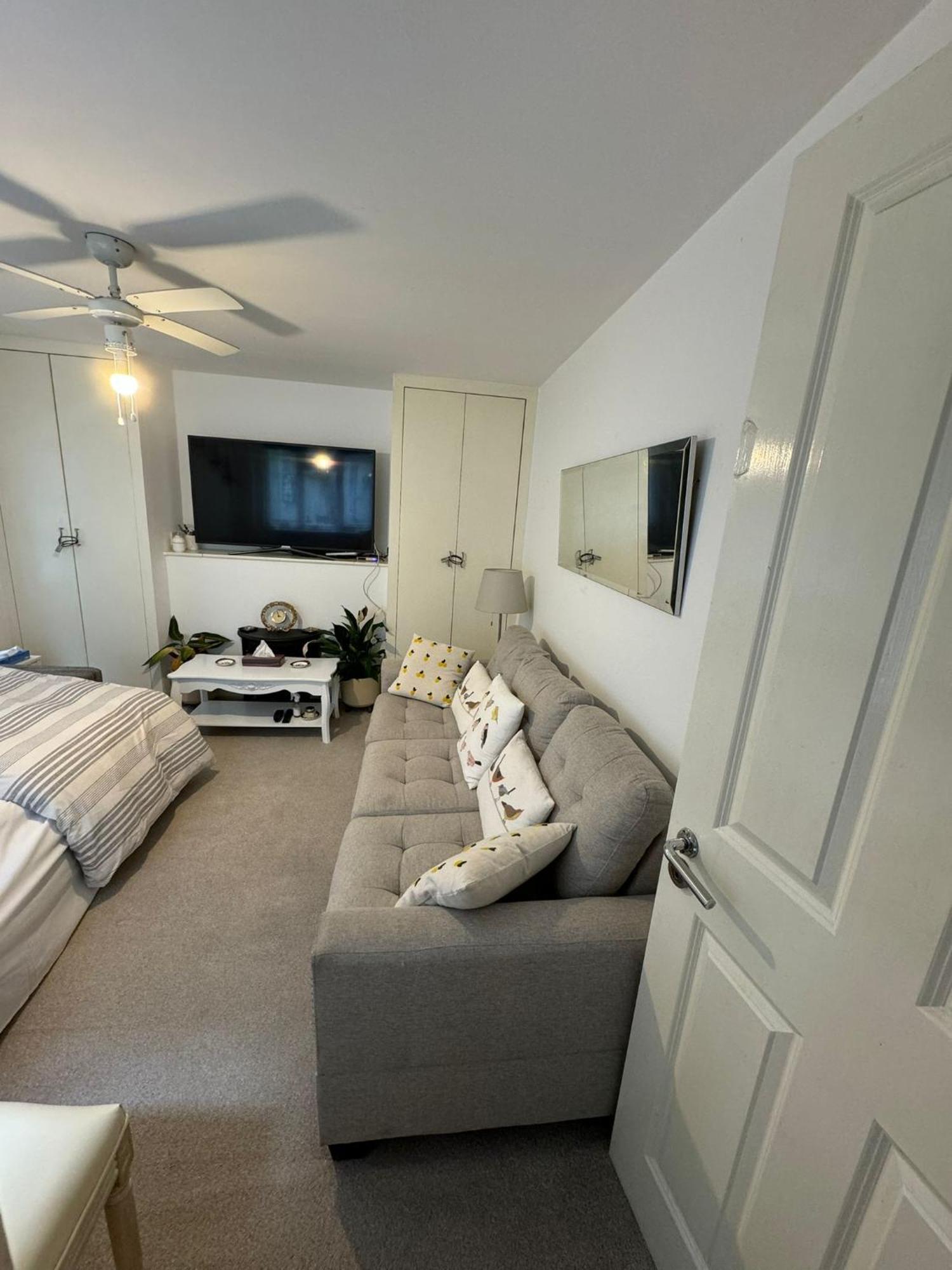 Apartment Gem 2 London