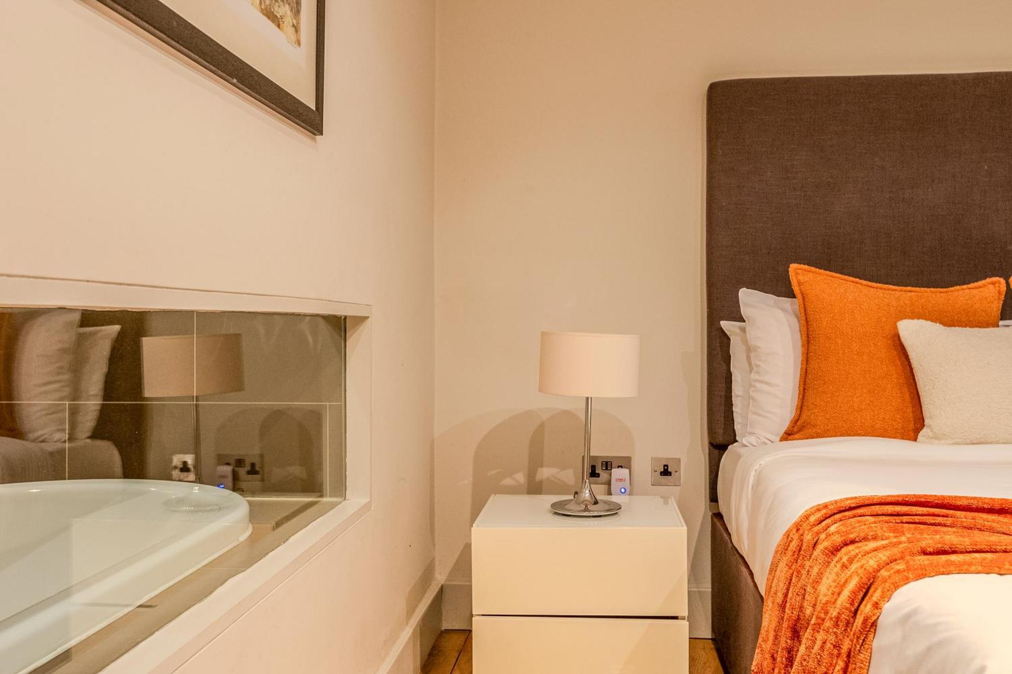 Modern Serviced 3 Minutes From Blackfriars Station Appartement Londen