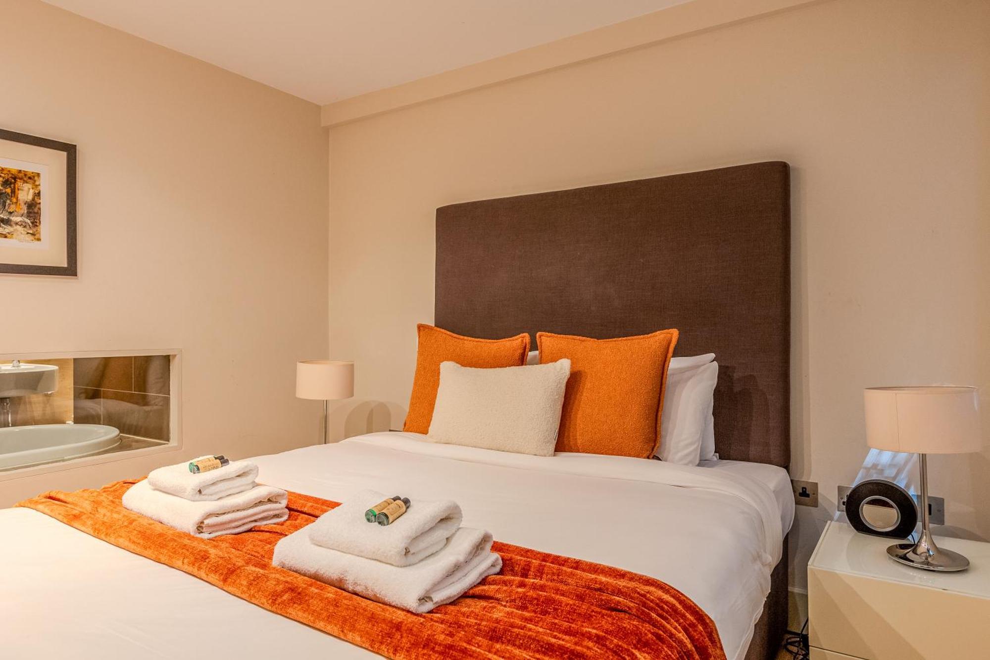 Appartement Modern Serviced 3 Minutes From Blackfriars Station Londen