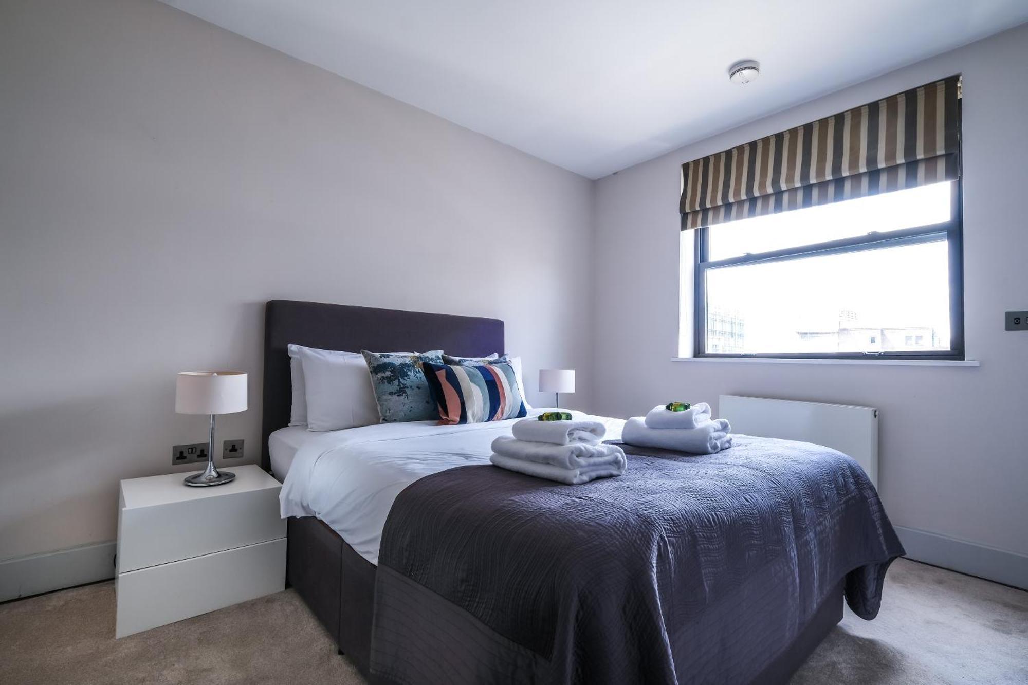 Modern Serviced 3 Minutes From Blackfriars Station Appartement Londen