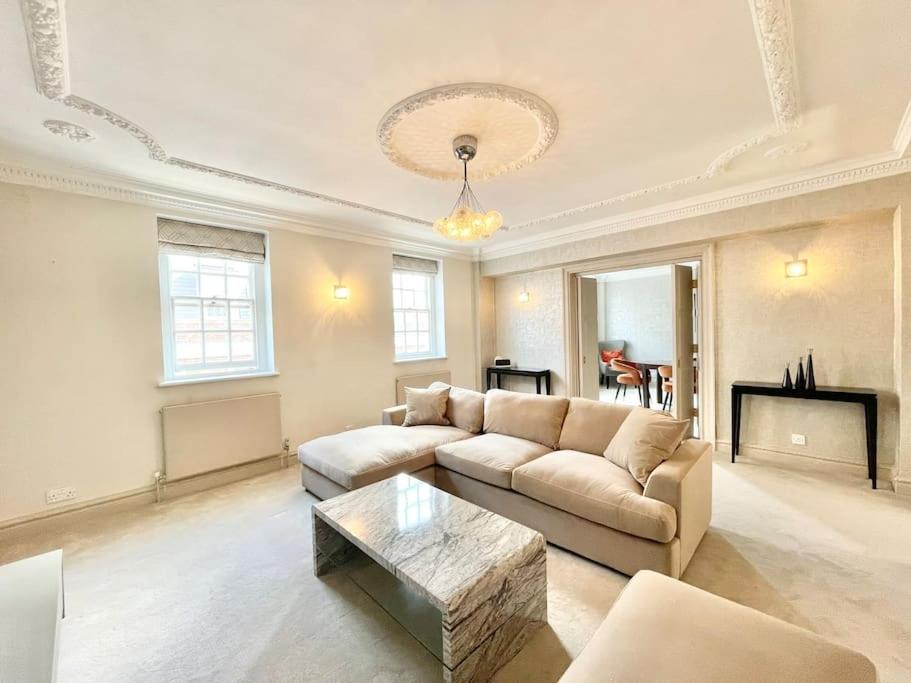 Apartment Luxury 3-bdr Flat Near Selfridges Mayfair *