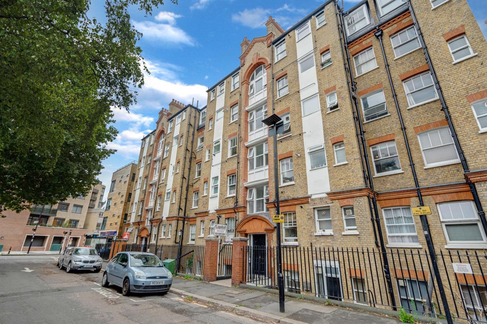 1Bed Flat, Sleeps 3 - 2Min Tube , 20Min Central London, 1Gb Fibre Wifi, Free Snacks & Toiletries, 2 New Smart Tvs & Sofabed Appartement *
