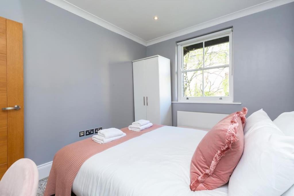 Luxury Soho R3 Apartment