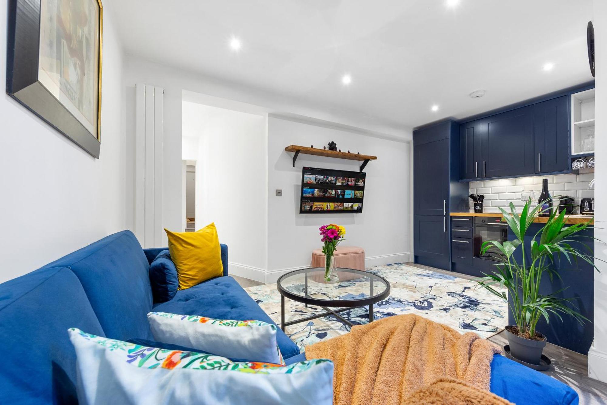 Modern 1 Bed Flat In Barnes Near River Thames London