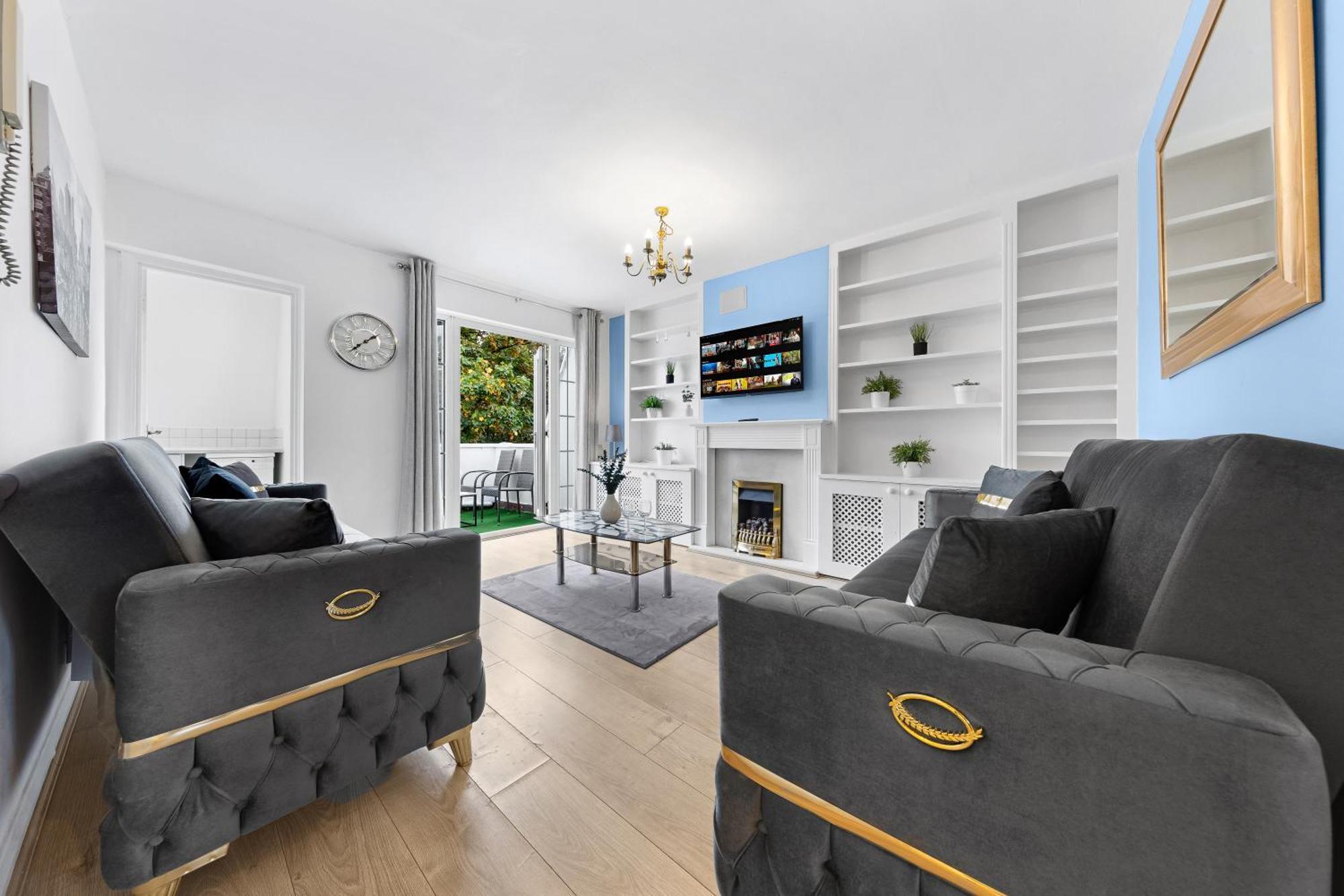 Apartamento Newly Renovated Kensington 2 Bedroom With Balcony Near Harrods Sleeps 6, 2 Min Walk From Station Londres