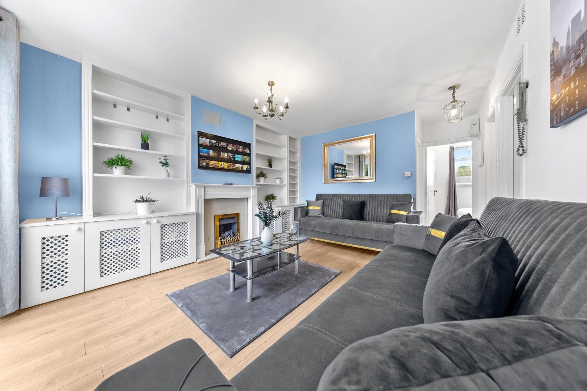 Apartamento Newly Renovated Kensington 2 Bedroom With Balcony Near Harrods Sleeps 6, 2 Min Walk From Station Londres