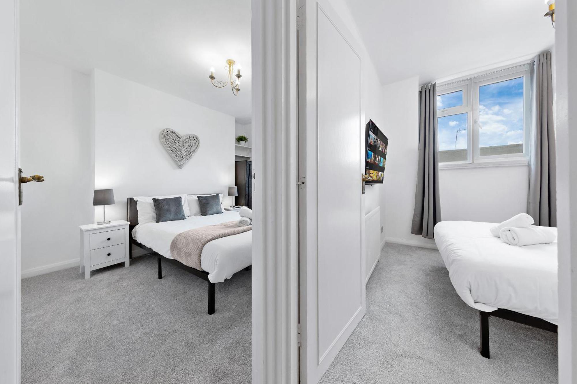 Apartamento Newly Renovated Kensington 2 Bedroom With Balcony Near Harrods Sleeps 6, 2 Min Walk From Station Londres