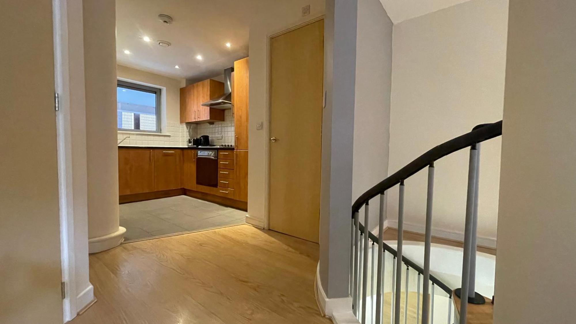 4- Bedroom , 1 Living Flat Near Emirates Stadium Apartamento *