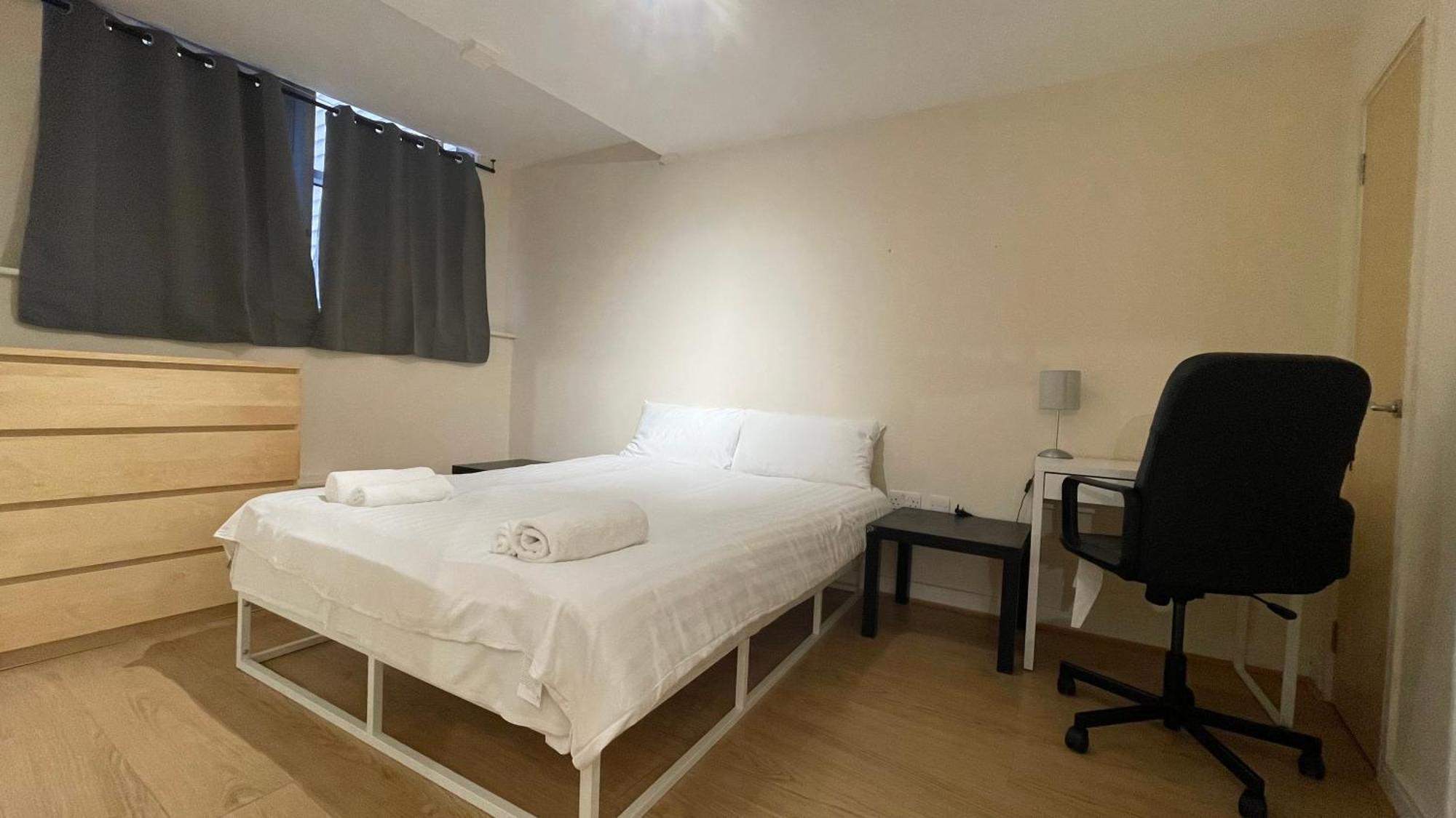 4- Bedroom , 1 Living Flat Near Emirates Stadium * Londres