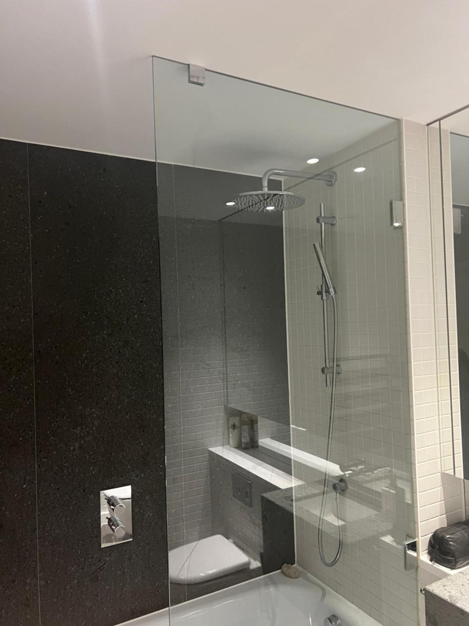 Lushpen - O2 Arena Apartment