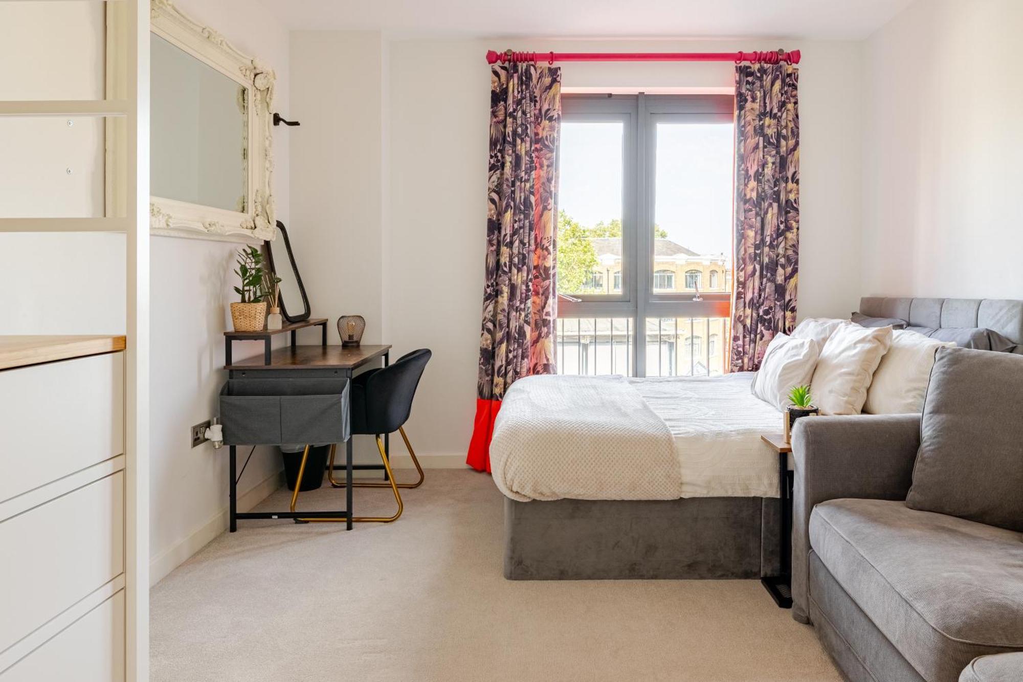 Fmss - Luxe Apartment London