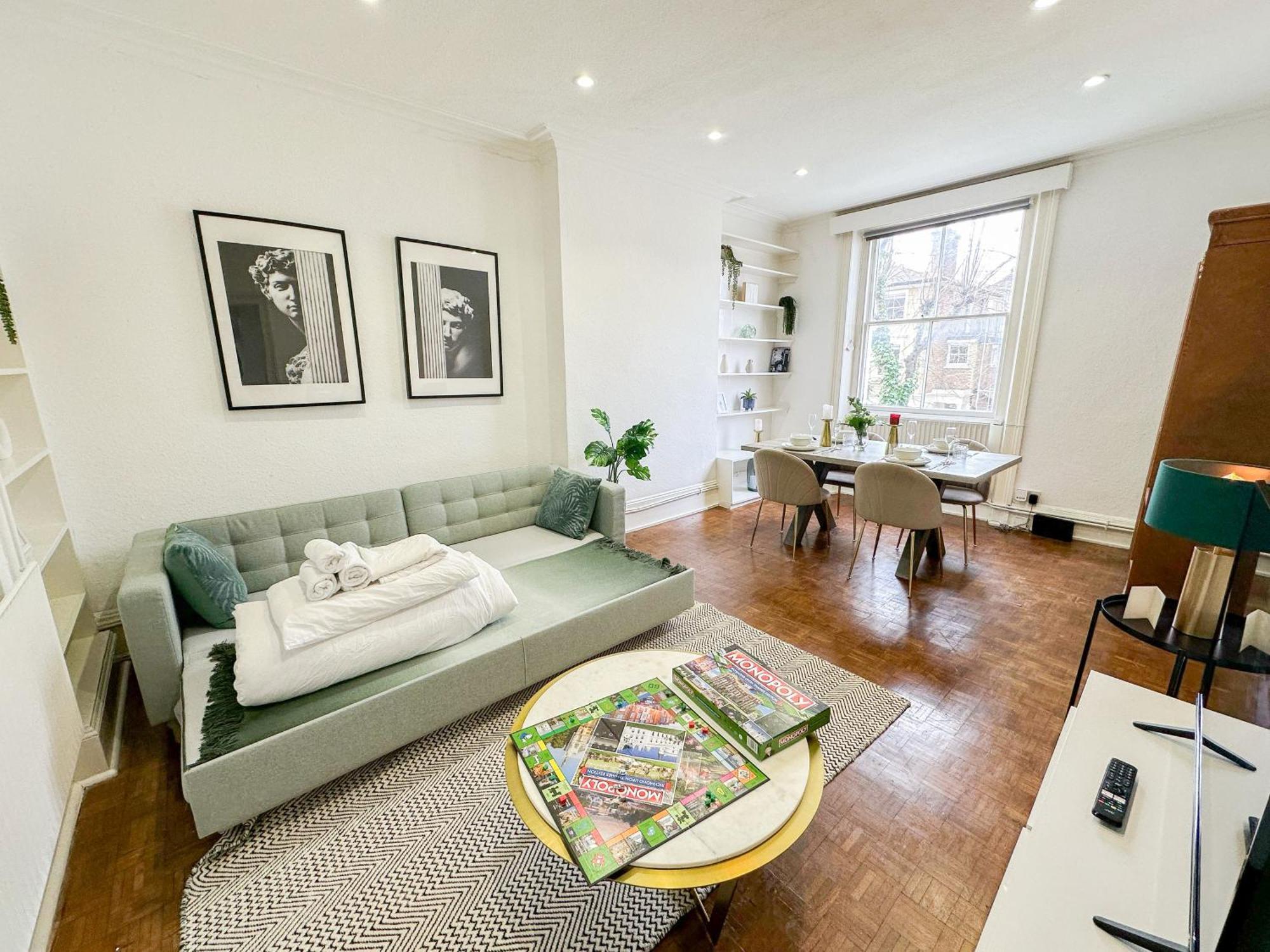 Apartment Stylish 2-bedroom Near Abbey Road, Maida Vale London