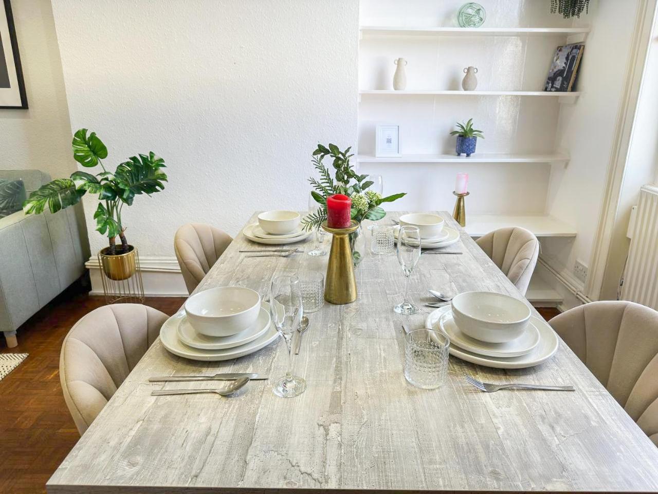 Stylish 2-bedroom Near Abbey Road, Maida Vale Apartment