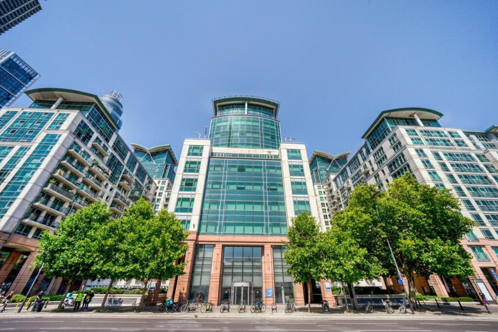 2 Bedroom Flat In Vauxhall London