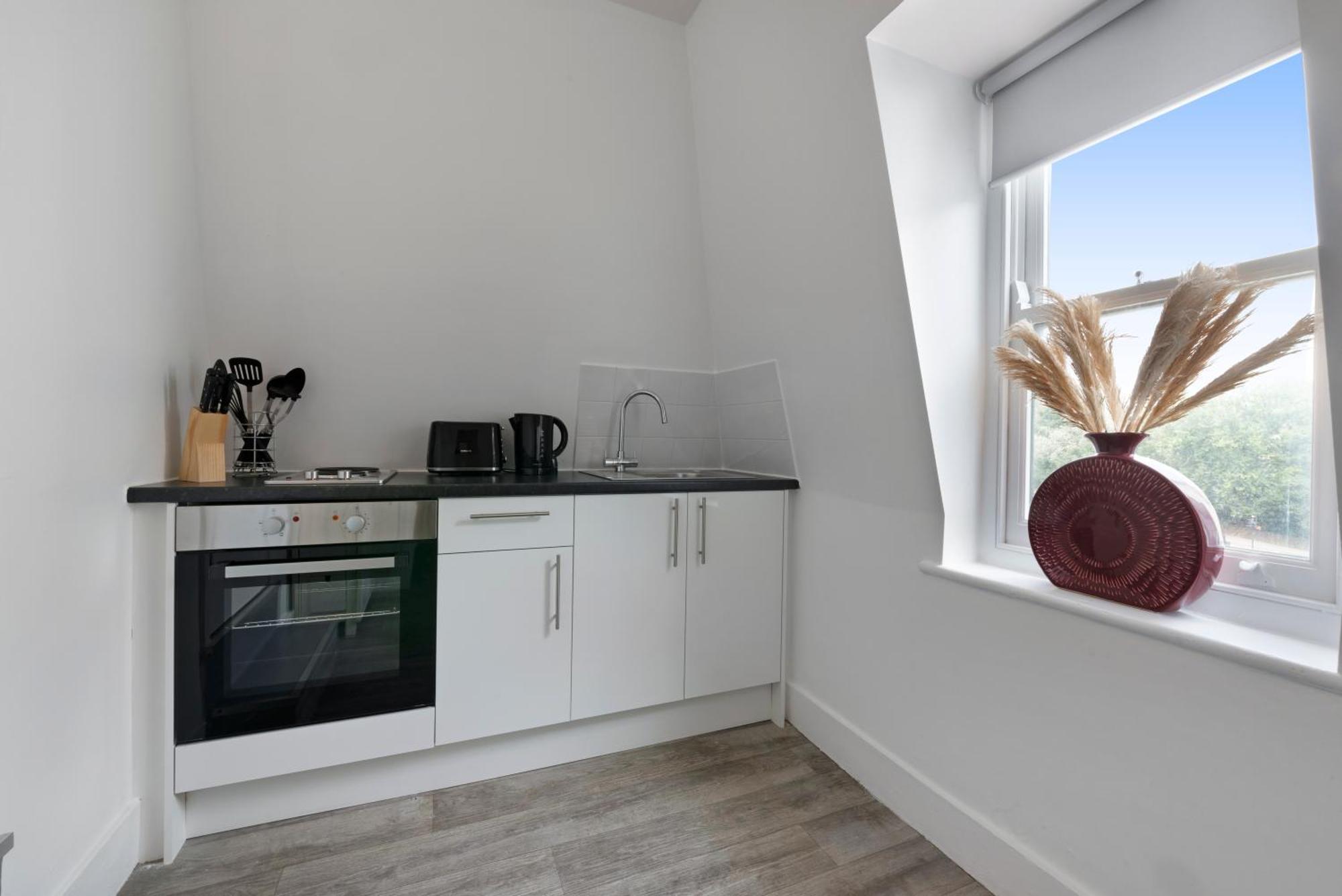 One Bedroom Flat Opposite Archway Station Apartment