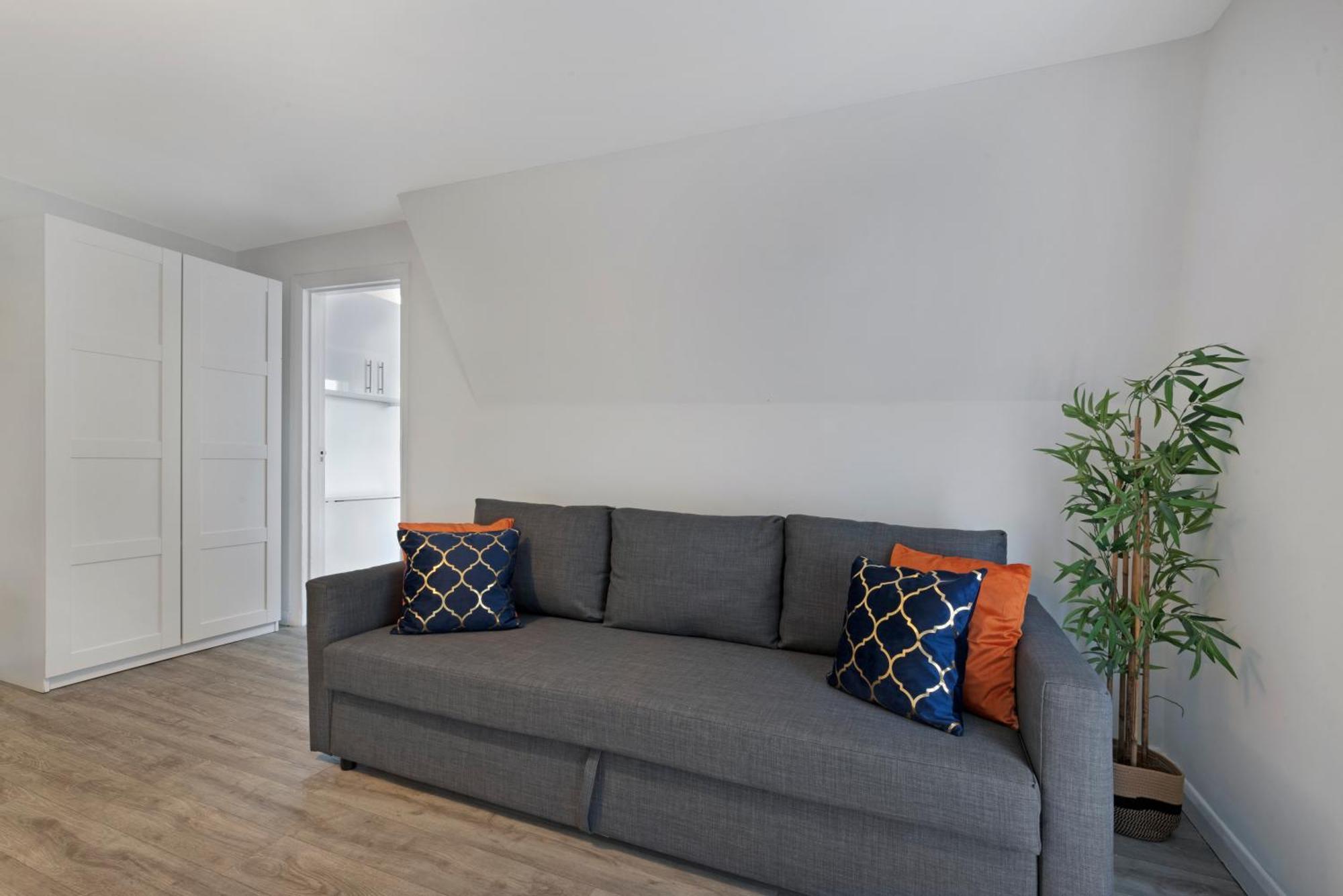 One Bedroom Flat Opposite Archway Station