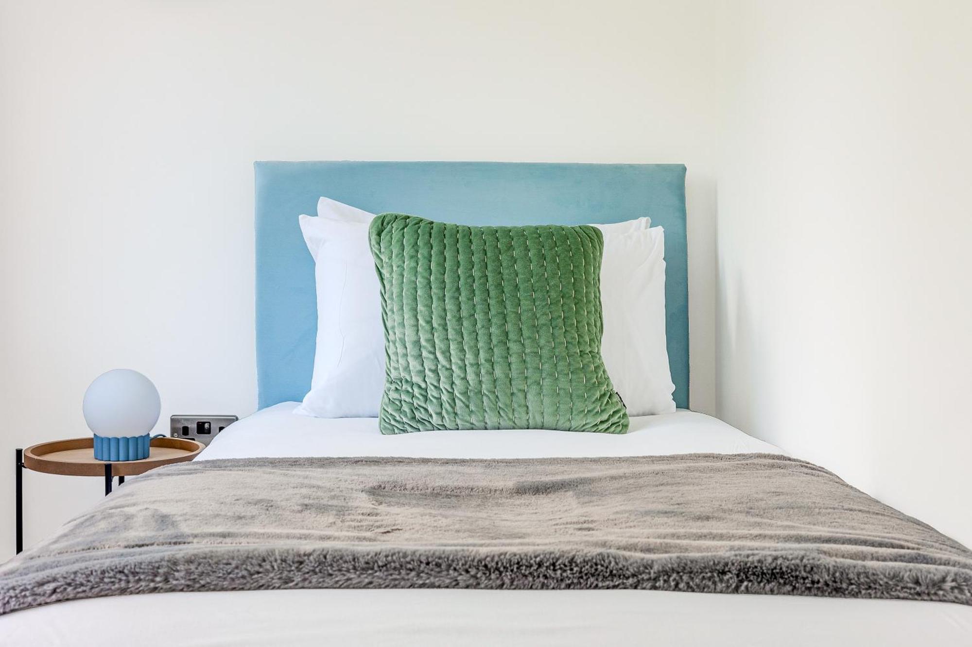Peaceful 4br With Garden& Parking In Walthamstow * London