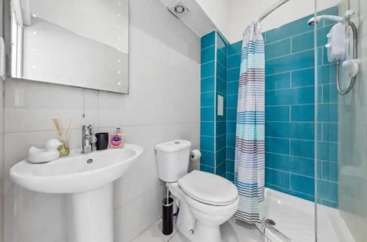Appartement - 2 Bedroom Flat Near Clapham Junction Cj *